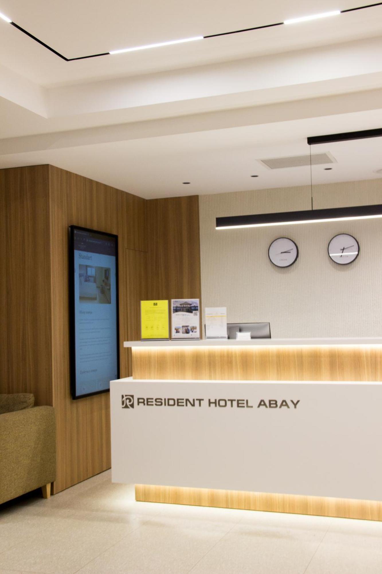 Resident Hotel Abay Almaty Exterior foto
